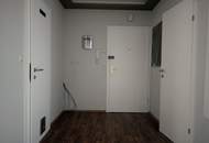 Große 4-Zimmer Wohnung im 2. Stock mit Loggia und Tiefgarage