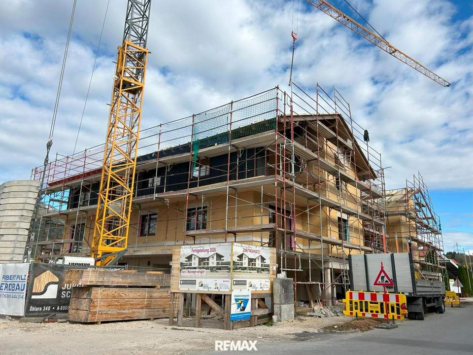 KAUFANBOT VORLIEGEND! V. NEUBAU mit riesiger Aussichtsterrasse!