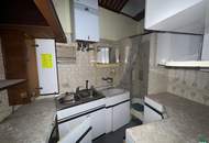 Wohnung mit Potential: Sanierungsbedürftige 2-Zimmer Wohnung nahe Augarten