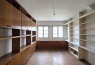 Sanierungsbedürftige DG-Wohnung mit Potential (bis 215m²) - Nähe U3 und U4