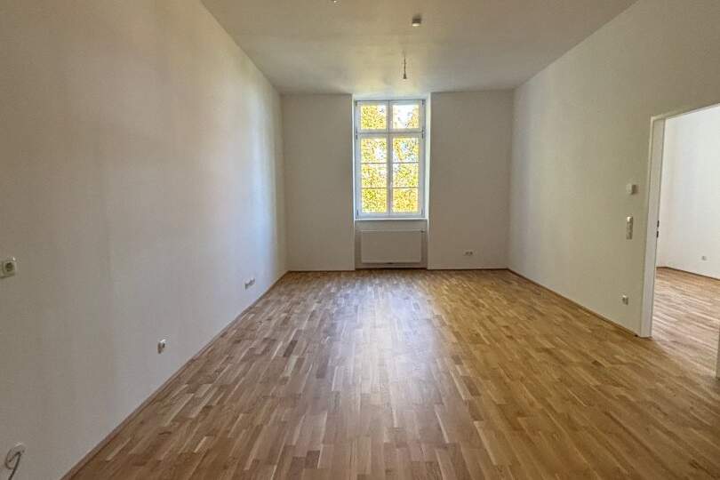 Erstbezug nach Sanierung! Großzügige 3-Zimmer Wohnung mit Altbaucharme in den Dragonerhöfen in Wels!, Wohnung-miete, 895,43,€, 4600 Wels(Stadt)