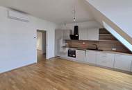 NEUE STILVOLLE 3-ZIMMER-DACHGESCHOß-WOHNUNG MIT TERASSE