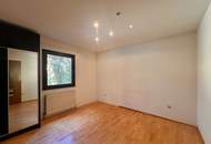 Einfamilienhaus Baujahr 2006 in toller Lage! Völlig unterkellert, Carport, schöner Garten mit Pool!