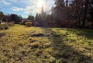 Einzigartiges Baugrundstück mit großem Schwimmteich in Graz