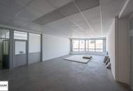 Grundstück mit vier Baukörpern - Büro-, Geschäfts- und Gewerbegebäude inkl. Parkplätzen in Vösendorf
