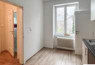 Wohnhaus mit 2 Einheiten - Wohnen und/oder Büro/Praxis