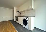 Balkonwohnung im Dachgeschoss - 3 Zimmer mit Wohnküche - Nähe Quellenstraße und Matzleinsdorfer Platz