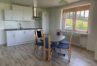 Großzügiges Zweifamilienhaus mit traumhaftem Fernblick in ruhiger Alleinlage
