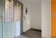 HOFRUHELAGE mit GRÜNBLICK | Gesamte Etage | 3 sanierungsbedürftige Einheiten | Ideale Familienwohnung | 3x Balkon-Option (ges. ca. 26 m² baubewilligt) | Nähe Einsiedlerpark, U4, künftig U2