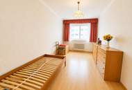 "Einziehen statt Renovieren! 3 Zi | 83,83 m² | WG-tauglich | möbliert | Keller | sofort verfügbar"