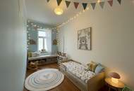 GEMÜTLICHE 2,5-ZIMMER-ALTBAUWOHNUNG INKL. EINBAUKÜCHE!