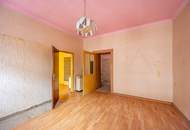 ++Q16++ sanierungsbedürftige 2-Zimmer Altbauwohnung, viel Potenzial