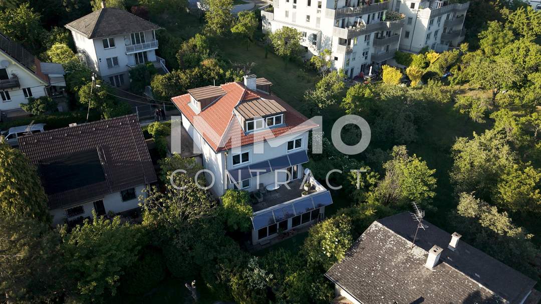 Tolles Familiendomizil mit viel Platz in grüner Lage mit Swimming-Pool, Sauna, Garten.