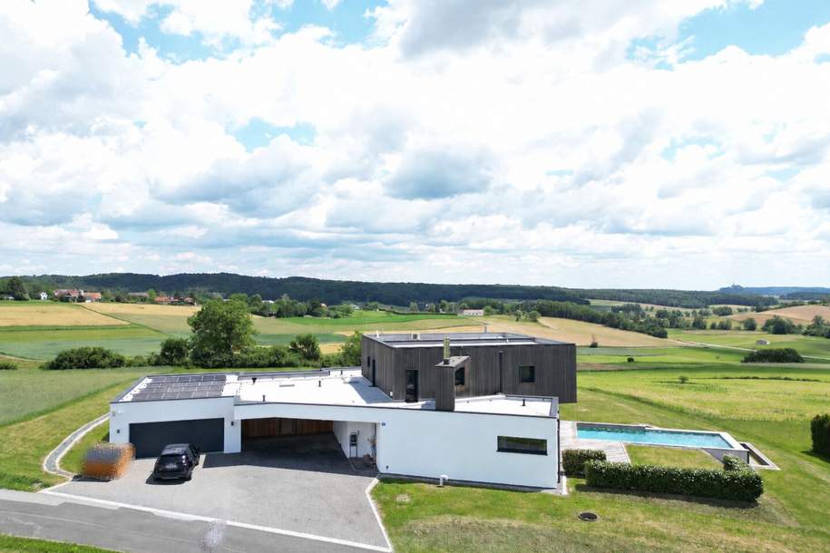 Architektenhaus in sonniger Ruhelage mit Spiral-Weinkeller, Infinity Pool, Burgblick und ca. 1 ha Eigengrund, Haus-kauf, 959.000,€, 7542 Güssing