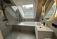 Bregenz - Zentrale Innenstadtlage, auf fast 90 m2 Wohnfläche, 3. Stock, Aussicht von 2 Balkonen auf die Dächer der Stadt.