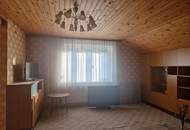 LIEBEVOLLES EIN- BZW. MEHRFAMILIENHAUS IN TRAUMHAFTER WOHNLAGE MIT HERRLICHEM FERNBLICK DIREKT AN FELDER DER REGION ANGRENZEND