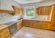 Neuer Preis - Ruhig gelegenes Haus mit zwei separaten Wohnungen