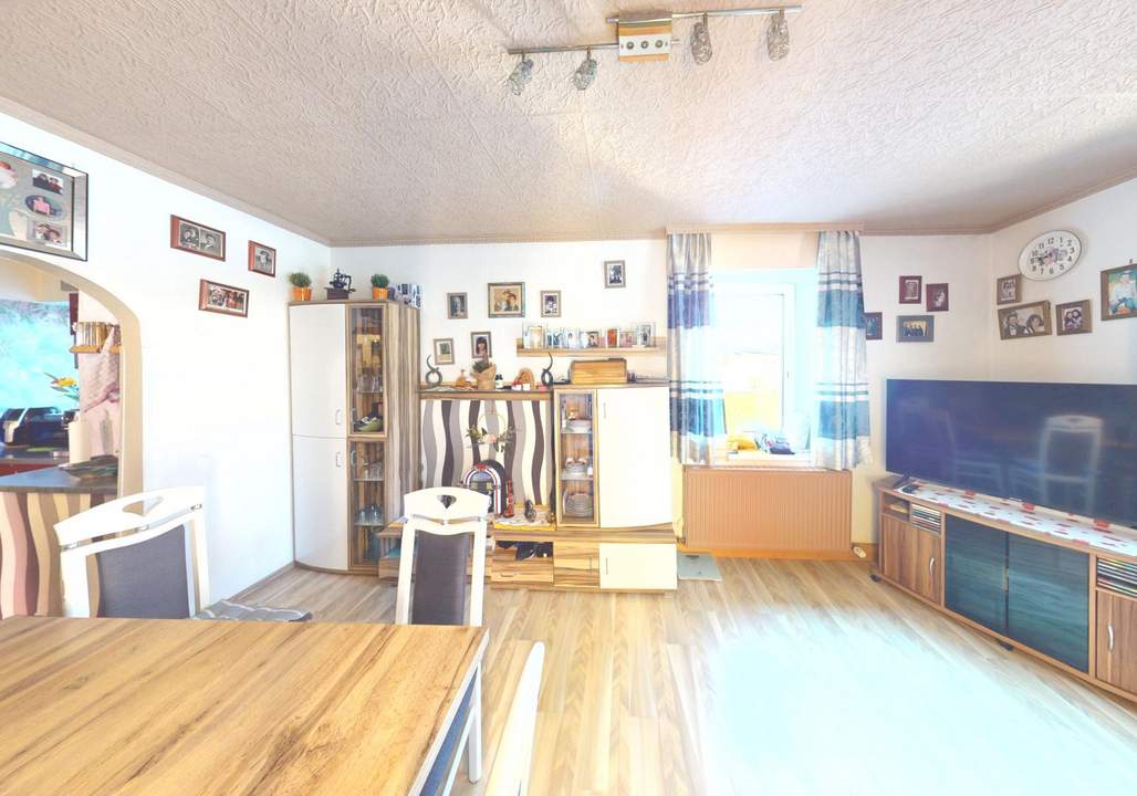 Seltene Gelegenheit: 4-Zimmer-DG-Wohnung in der Höttinger Gasse!