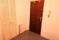 Singlewohnung in absoluter Ruhelage zum Garten ausgerichtet.