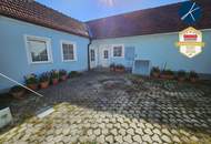 Sanierungsbedürftiges Bungalow mit VIEL PLATZ