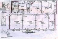 Unbefristete, stilvolle 4- Zimmer Altbauwohnung in der Siebensterngasse