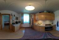 Haus mit zwei getrennten Wohneinheiten in ruhiger Lage