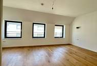 Exklusive Dachgeschosswohnung mit Grün-Blick in Top-Lage - Luxusausstattung