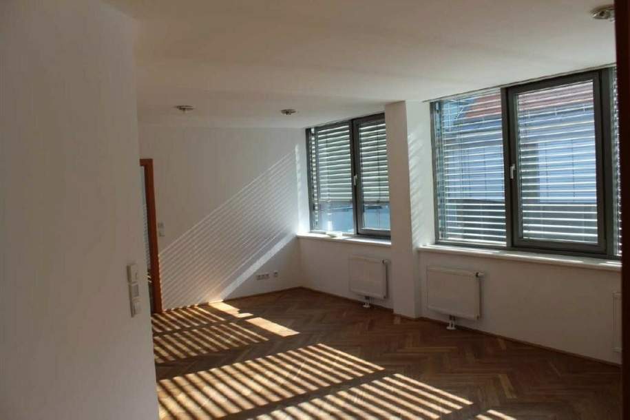 Büro- Geschäfts- und Wohngebäude, Gewerbeobjekt-kauf, 8.400.000,€, 2460 Bruck an der Leitha