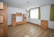 Einfamilienhaus und Nebengebäude in ruhiger Ortsrandlage mit Ausbaupotenzial