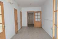 Neubau- Wohnung, 3 Zimmer