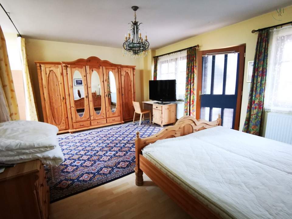 vollmöblierte Wohnung in Toplage Nähe Baden