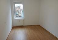 PROVISIONSFREIE, TRAUMHAFTE, SEHR GEPFLEGTE 2-ZIMMER-GARTENWOHNUNG IN TOPLAGE IM ZENTRUM