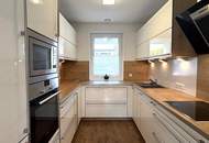 Moderne Doppelhaushälfte in schöner Siedlungslage mit Garten & Garage