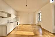 LUXUSWOHNUNG IN BAROCKMEIERHAUS