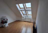 Preisreduktion! HELLER DACHGESCHOSSHIT MIT BALKON IN RUHIGER LAGE