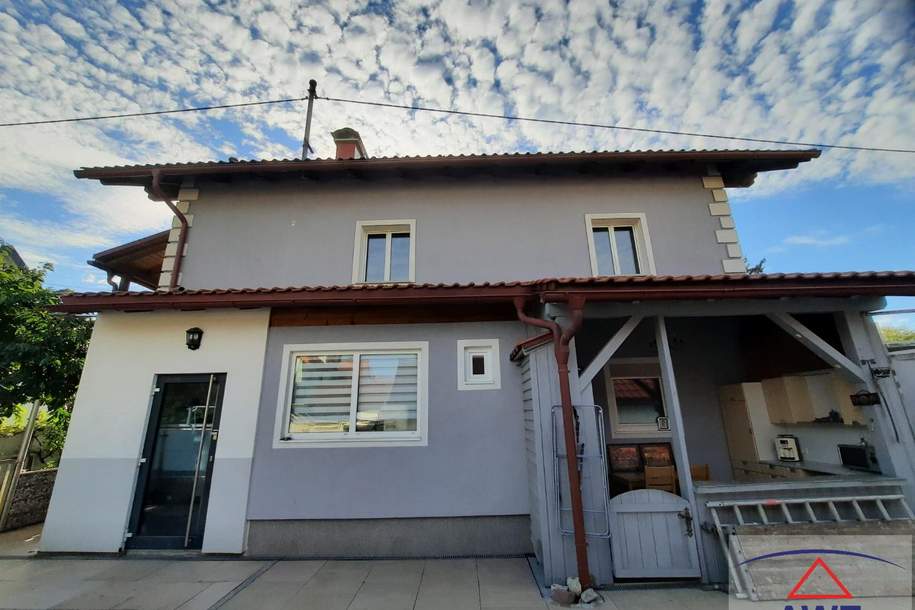 Gepflegtes und renoviertes Zweifamilienhaus in Siedlungslage in Marchtrenk zu verkaufen!, Haus-kauf, 4614 Wels-Land