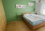 Sehr gepflegtes Einfamilienhaus in Ruhelage - voll unterkellerter Bungalow, Doppelgarage GENERALSANIERT