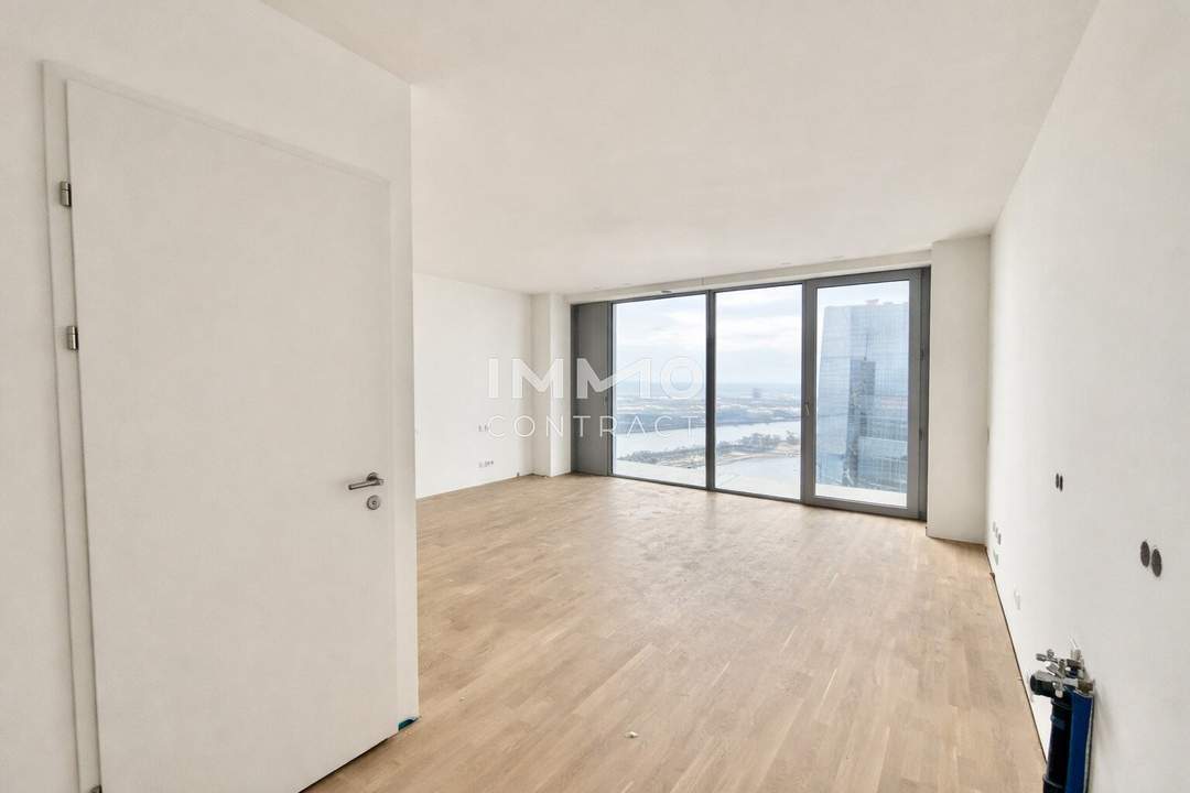 Urban Sunset Living - DC2 Tower: SKY RESIDENCES