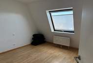 Großzügige Dachgeschoßwohnung mit ruhiger Südterrasse und Klimaanlage