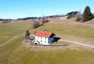 VERKAUFT - Charmantes Zweifamilienhaus in Alleinlage