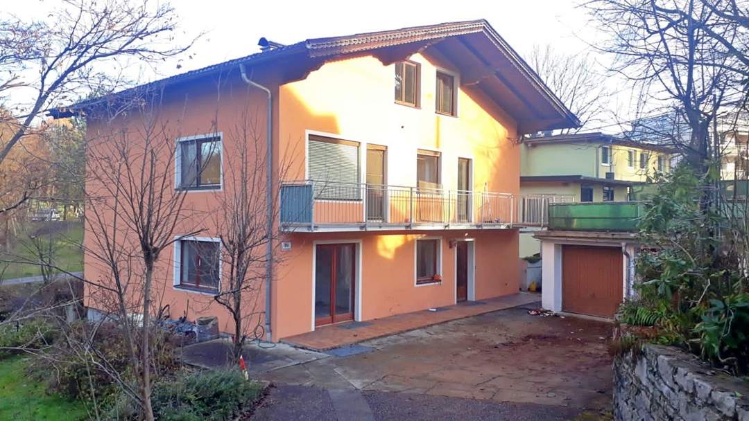 Grundstück mit gut vermietetem Altbestand & Baubewilligung für 4 Einheiten (Um-/Zubau)