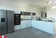 WOW: Großzügige repräsentative Wohnung mit über 200m2 und Loggien auf zwei Etagen.