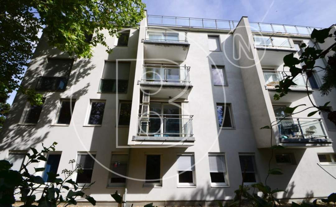 2-Zimmer-Balkon-Wohnung mit Garage in zentraler Döblinger Lage!