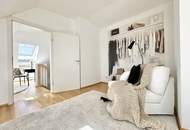 Blickfang pur! 2,5-Zimmer-Maisonette mit Galerie &amp; Fernsicht auf Schloss Wilhelminenberg