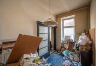 **Hannovermarkt** Renovation Opportunity: 2-Room Period Apartment with Airbnb Potential