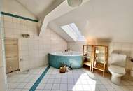 360 TOUR // DACHGESCHOSS-ALTBAUWOHNUNG IM BOTSCHAFTSVIERTEL