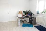 Flexible Räume für Ihre Ideen -Büro oder Praxis Vielseitige Gewerbeimmobilie mit Potential