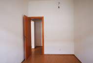 Columbusgasse: 2 Zimmer mit separater Küche für Sportliche (Dritter Stock ohne Lift)