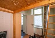 **Hannovermarkt** Renovation-Required 3-Room Period Apartment – With Approved Balcony Option – Airbnb Suitable