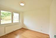 Moderner 2,5-Zimmer-Neubau mit sehr großem Garten